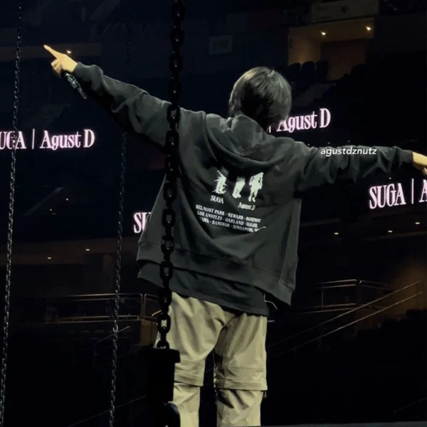 Sweat à Capuche "Suga Agust D Solo Tour"