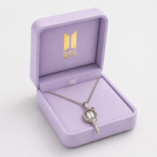 WhatsApp Image 2026-07-03 at 09.39.50 Pendentif BTS "Lightstick version 4"
